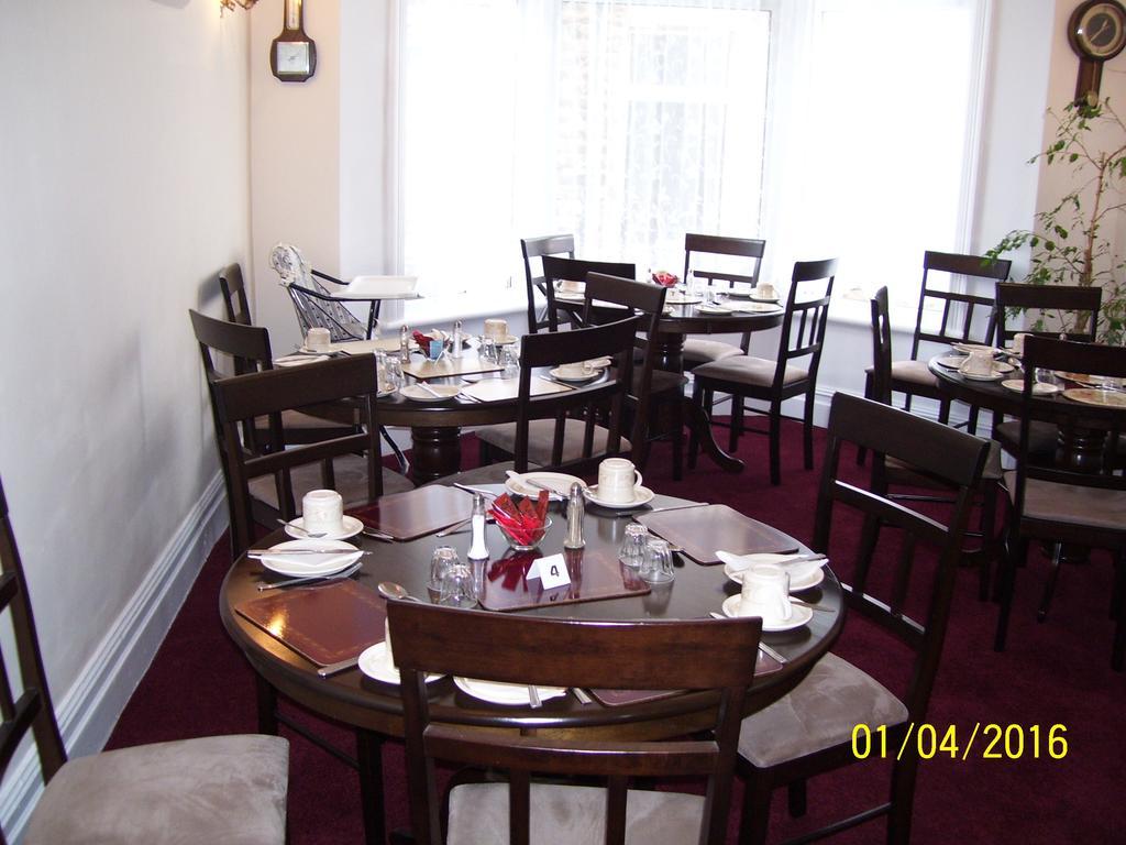 St Andrews Guesthouse Блекпул Екстериор снимка