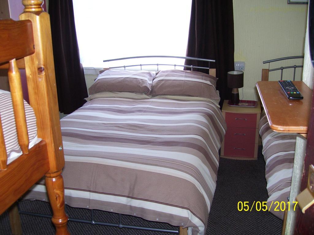 St Andrews Guesthouse Блекпул Екстериор снимка